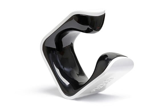 2.-hornit-clug-roadie-black_white_1.jpg