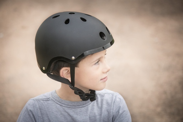 Stealth helmet - close up - side view- Mini Hornit LIDS.jpg