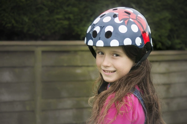 Polkas helmet - close up - Mini Hornit LIDS.jpg