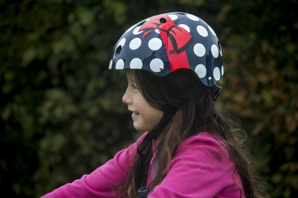 Polkas helmet - close up 2 - Mini Hornit LIDS.jpg