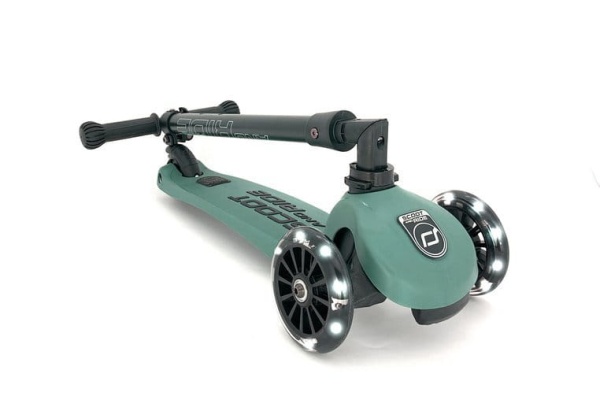 pol_pl_SCOOTANDRIDE-Highwaykick-3-LED-Hulajnoga-skladana-ze-swiecacymi-kolkami-3-Forest-6033_3.jpg