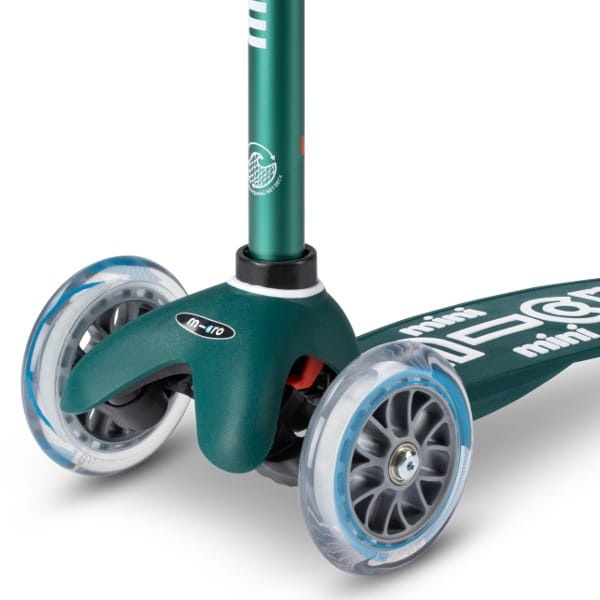 hulajnoga Mini Micro Deluxe Green Eco widok z przodu podestu
