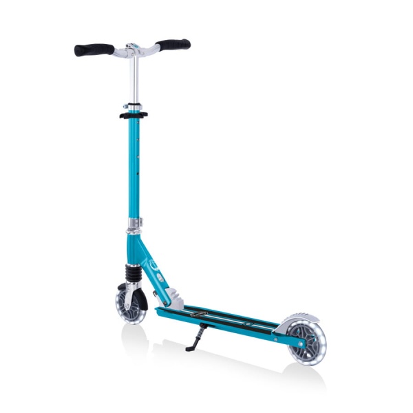 hulajnoga Globber Flow Element Comfort Lights Aqua widok od tyłu