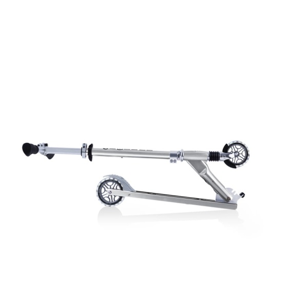 hulajnoga Globber Flow Element Comfort Lights Silver widok od boku po złożeniu