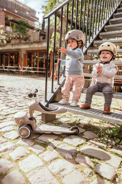 4897033966054-96605-SCOOTANDRIDE-Highwaykick-1-Lifestyle-2w1-Jezdzik-i-hulajnoga-z-zamykanym-schowkiem-1-5-lat-Brown-Lines-(25).jpg
