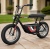 Razor motocykl elektryczny rambler 16 black widok z przodu zdjęcie lifestyle