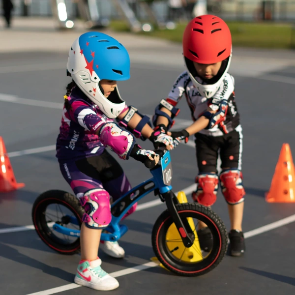 Rowerek biegowy dla dzieci od 2 do 5 lat Micro Balance Bike Deluxe Blue