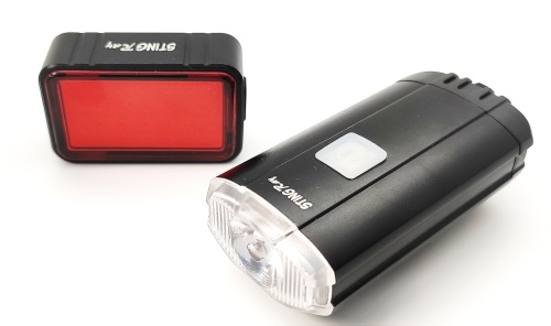 Przejdź do produktu JET Komplet lamp przednia i tylna USB AU203+AU105