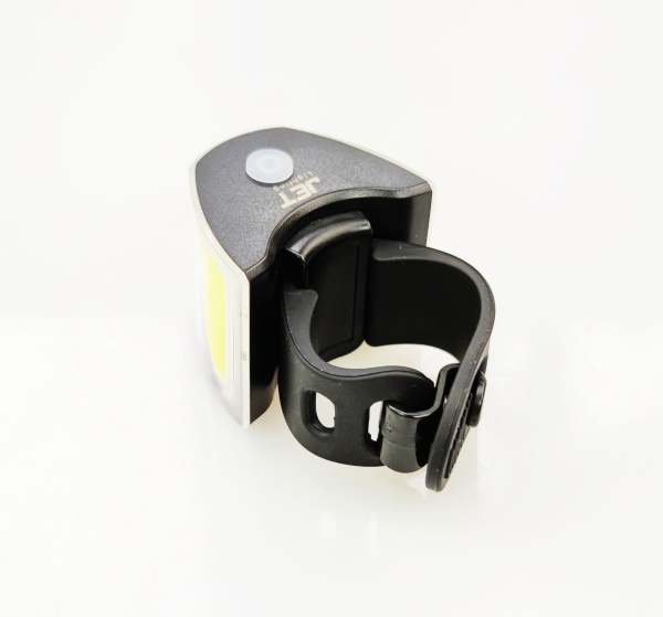 JET Lampa przód JET M3 120 lumenów USB 320°