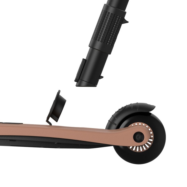 Scoot And Ride jeździk Highwaykick 1+ Push And Go z Prowadnikiem- Mocha montaż prowadnika