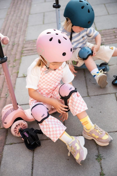 pol_pl_SCOOTANDRIDE-Highwaykick-3S-Hulajnoga-z-systemem-sterowania-2w1-i-kolkami-LED-skladana-3-Rose-14088_27.jpg