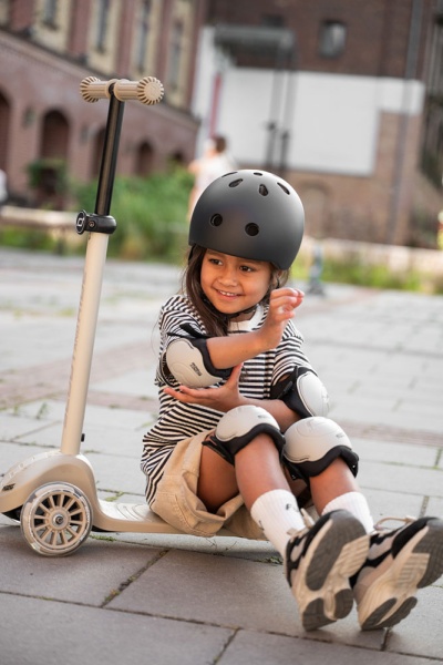 pol_pl_SCOOTANDRIDE-Highwaykick-3S-Hulajnoga-z-systemem-sterowania-2w1-i-kolkami-LED-skladana-3-Ash-14089_37.jpg