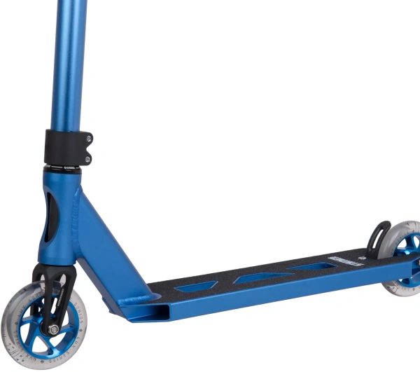 striker-lux-pro-scooter-d4.webp