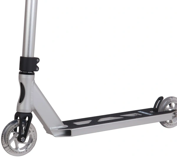 striker-lux-pro-scooter-9t.webp