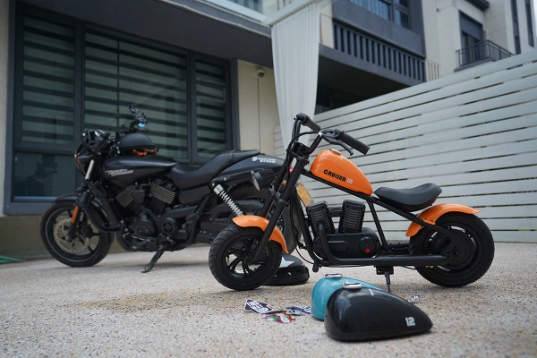 hyper-gogo-cruiser-12-plus-motocykl-elektryczny-pomaranczowy_25489_5.jpg