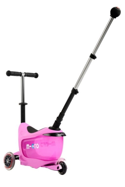 hulajnoga Mini Micro Deluxe 2GO PLUS Różowa widok na jeździk z tyłu w wersji z prowadnikiem
