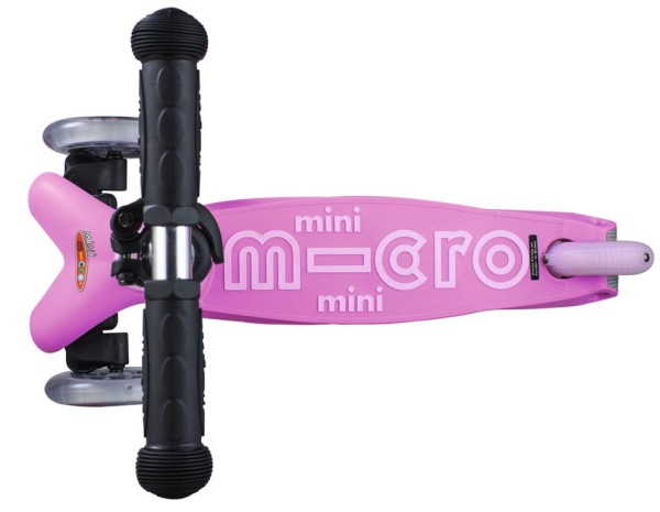 hulajnoga Mini Micro Deluxe 2GO PLUS Różowa widok z góry w wersji hulajnogi