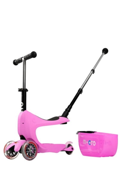 hulajnoga Mini Micro Deluxe 2GO PLUS Różowa widok z przodu w wersji jeździka z prowadnikiem i wyjętym koszem