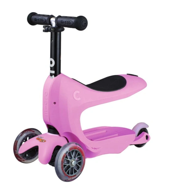 hulajnoga Mini Micro Deluxe 2GO PLUS Różowa widok z przodu w wersji jeździka bez prowadnika i kosza